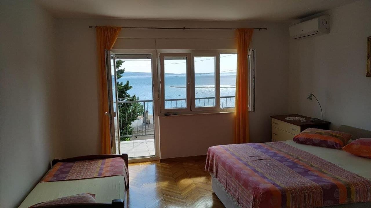 Apartment Kate Оміш Екстер'єр фото